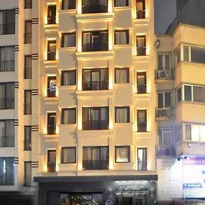 Celine Taxim *** Istanbul